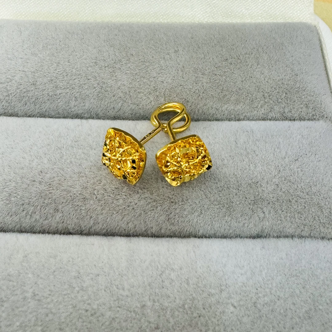 【莹莹专享】足金999饰品 方糖耳钉 2.77 GP