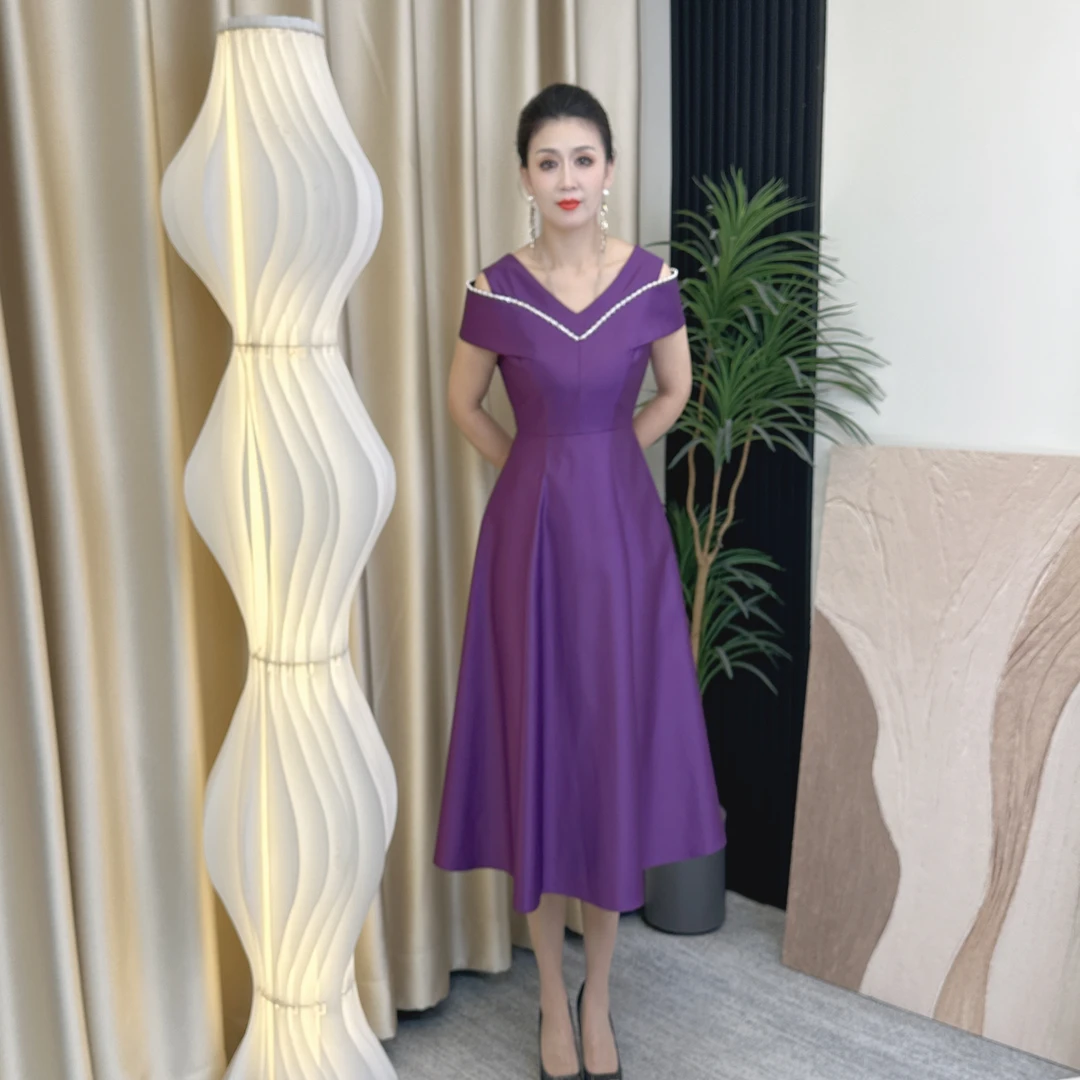 D282女装连衣裙显瘦气质轻奢时尚百搭复古收腰名媛显瘦气质轻奢