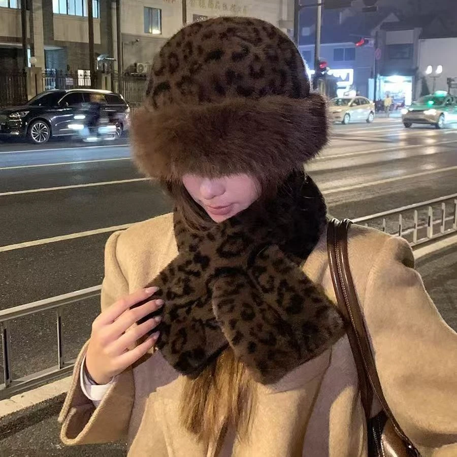 【秋冬新品】新款两件套时尚毛绒豹纹蒙古帽加厚围巾保暖女护颈围脖