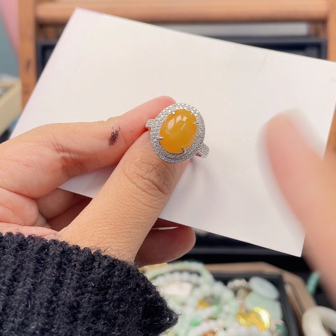 翡翠颈饰未镶嵌天然翡翠Ａ货