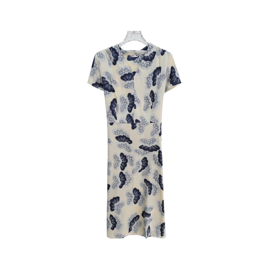 高端新款气质减龄显瘦时尚收腰连衣裙S1428