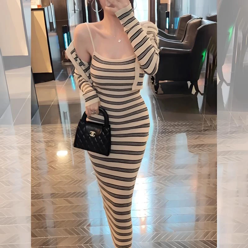 韩系条纹高弹针织吊带裙女春秋新款纯欲风性感显瘦包臀短裙两件套