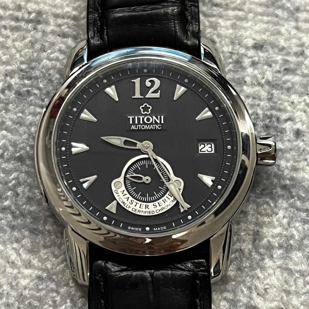 99新 Titoni/梅花 梅花/男士系列/表径38.2mm