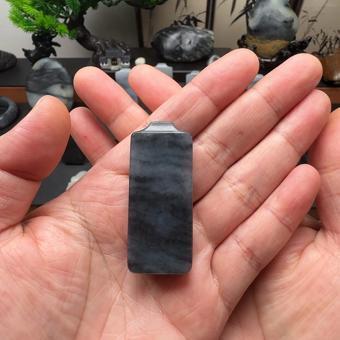 哲***野和田玉（糖玉）未镶嵌挂件