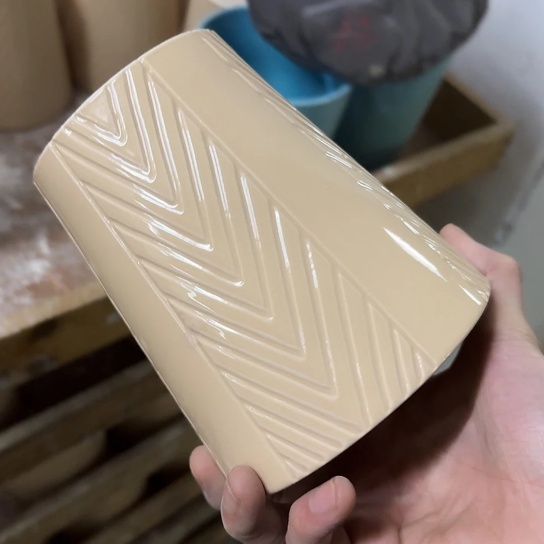 ：默认有孔，福利满15元发：