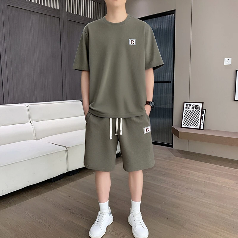 男士夏季短袖短裤套装2025新款时尚潮流休闲风穿搭男装宽松两件套