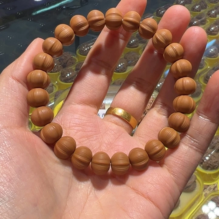 手串猴头核桃1.1拉丝鲨鱼背