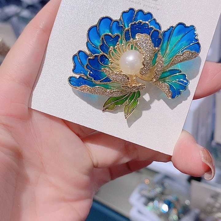 锆石铜合金牡丹花胸针 蓝色
