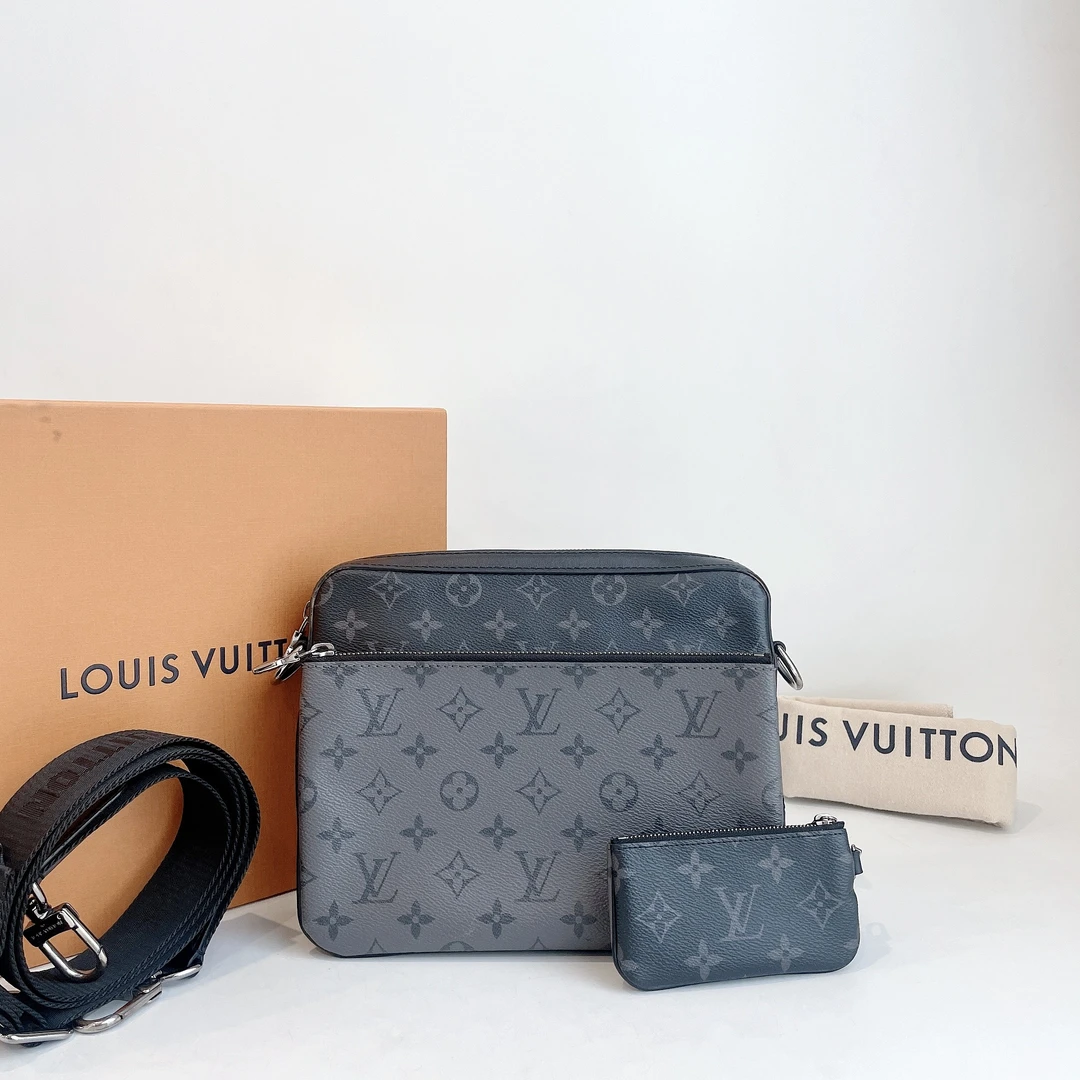 99新 LouisVuitton/路易威登 黑花Trio 黑武士三合一单肩包 芯片