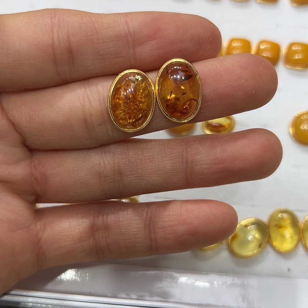 琥珀耳饰银S925镶嵌小**陈