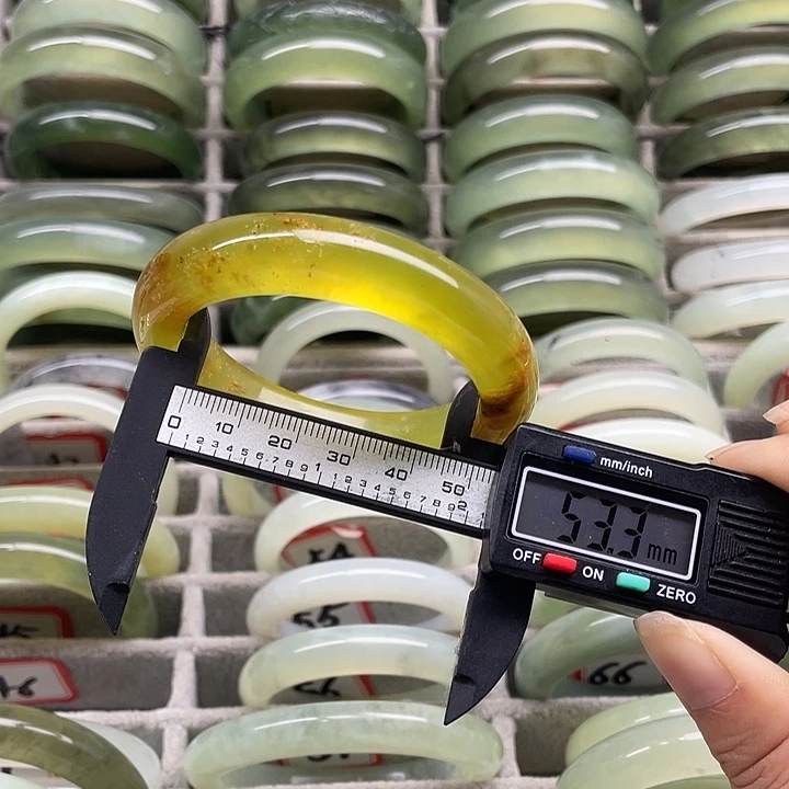 未镶嵌蛇纹石玉手镯46