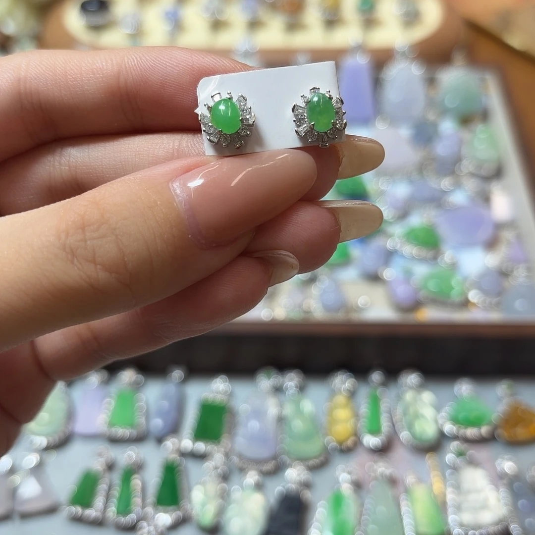 翡翠银S925镶嵌耳钉有纹