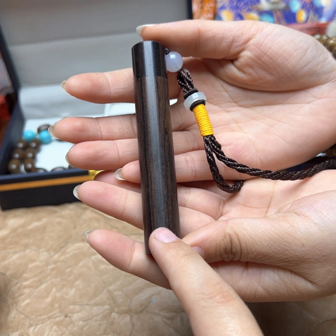 大叶紫檀（黑酸枝木类）