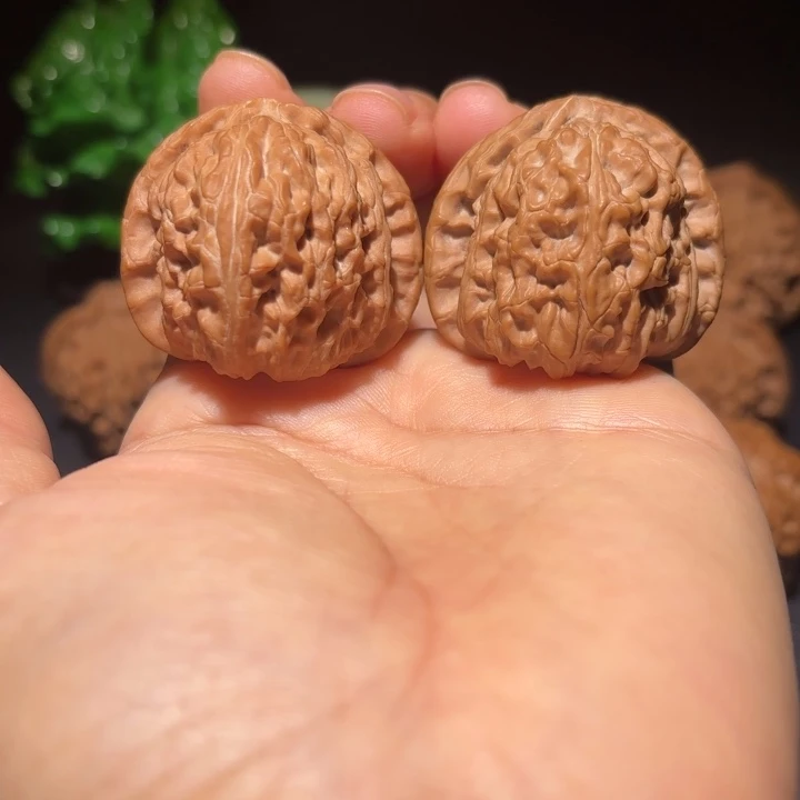 吊坠文玩核桃文玩核桃吊坠白狮子38