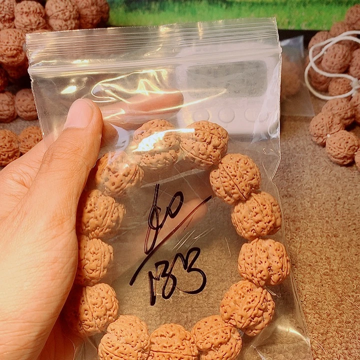 I***n吊坠金刚菩提13————-