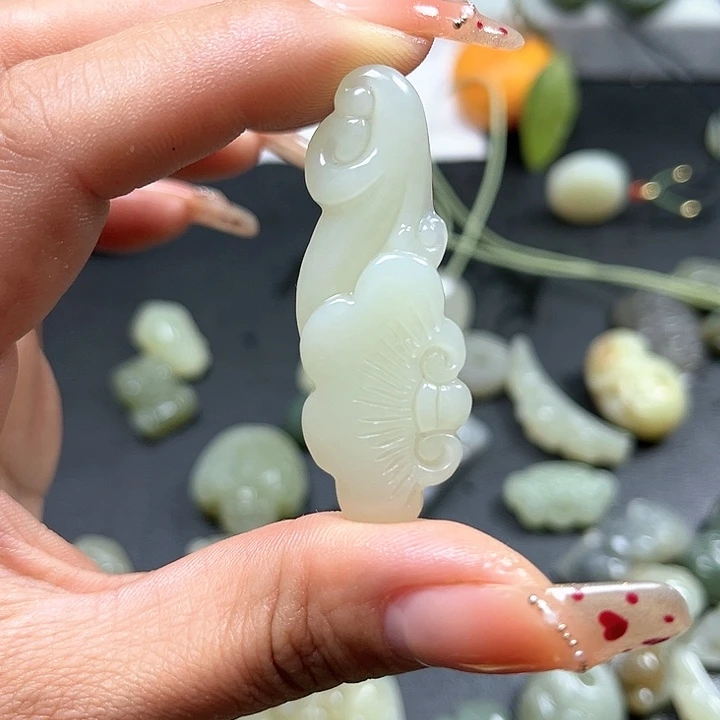 【闪购商品】和田玉颈饰未镶嵌