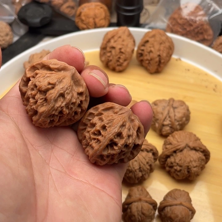 文玩核桃把件用****1文玩核桃手把件