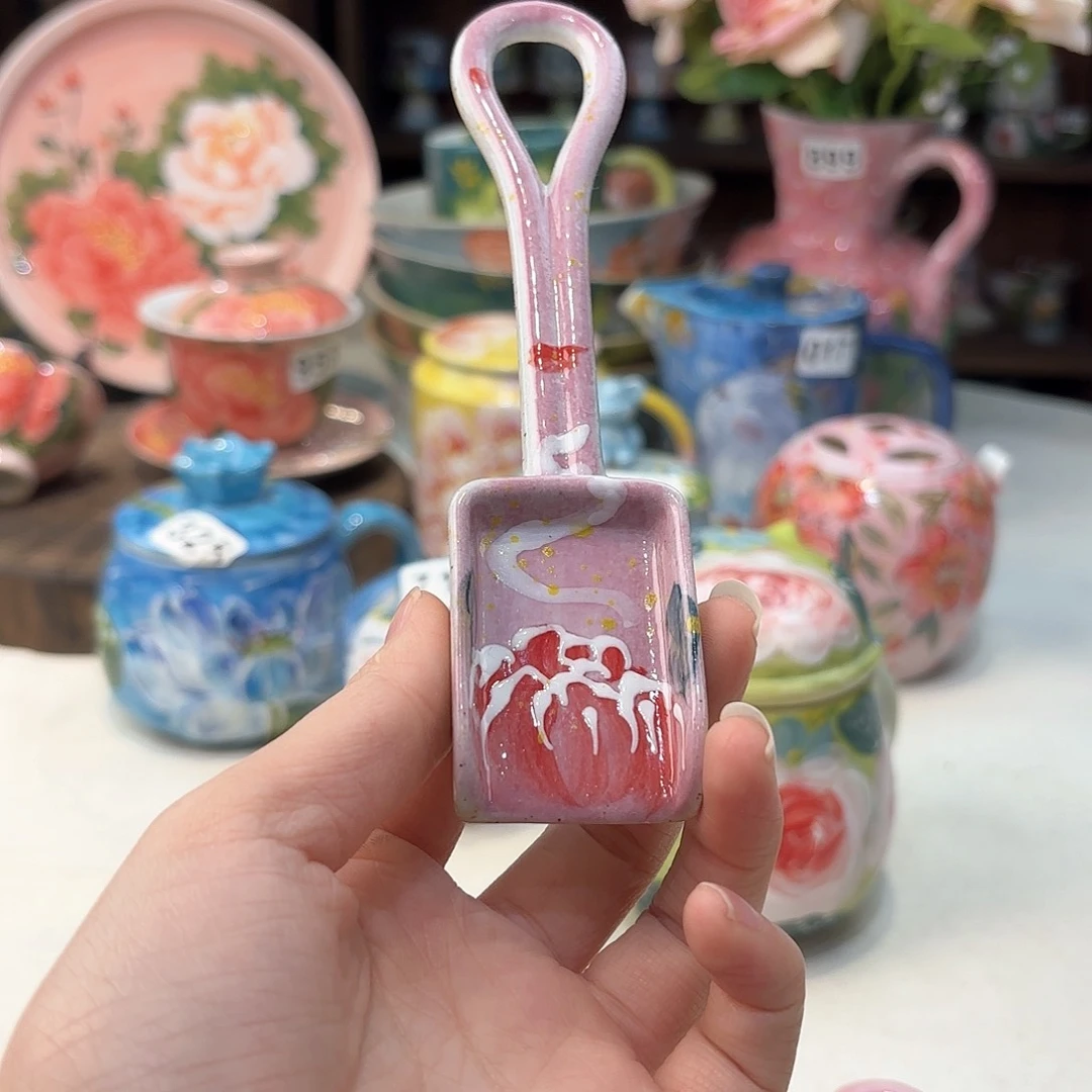 瓷片兔兔好可爱呀打