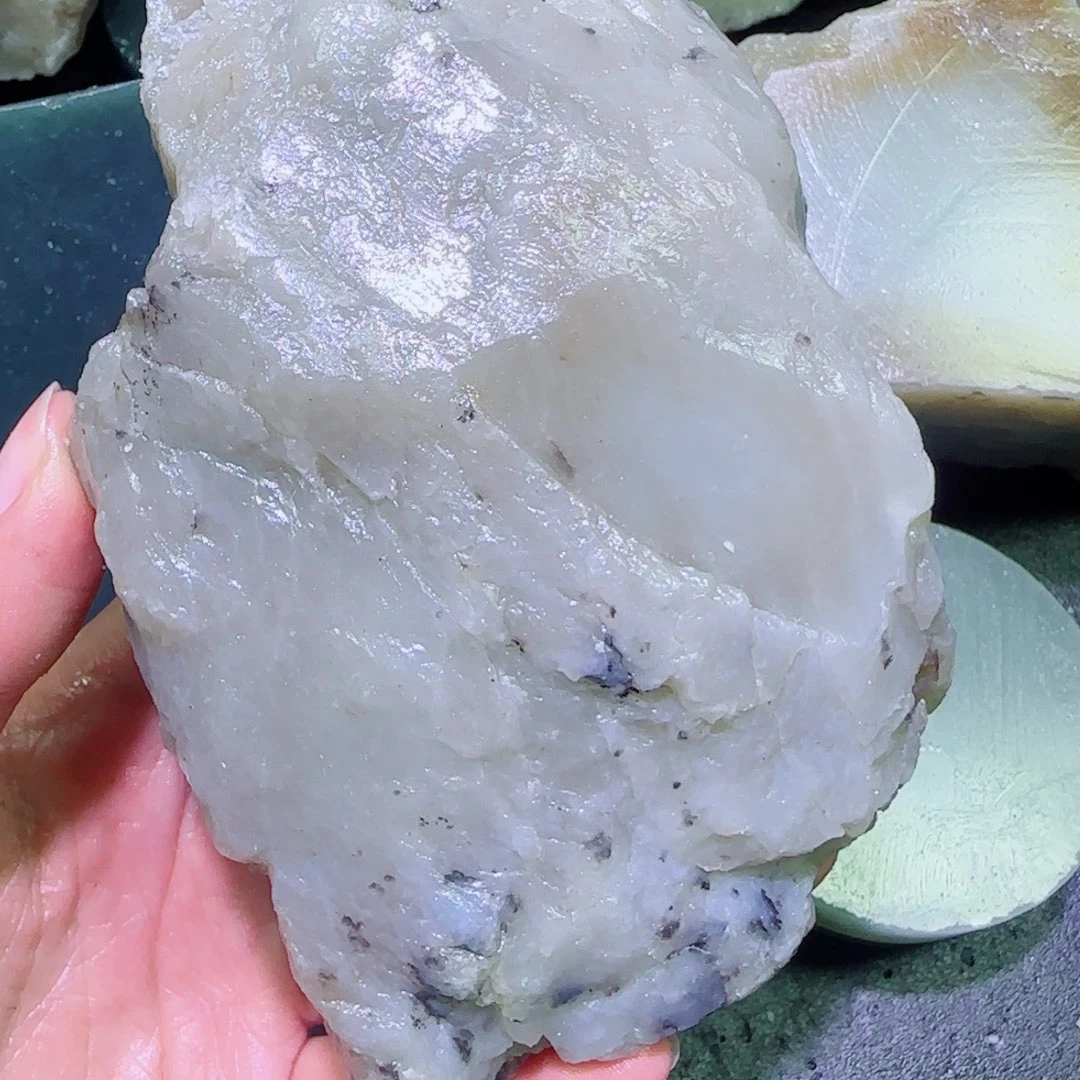 和田玉未镶嵌珠宝半成品