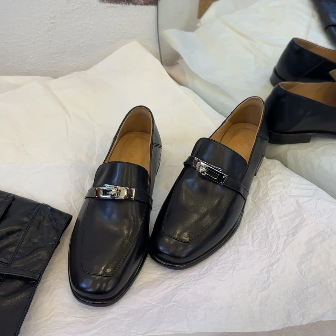 【王二今】牛皮/2CM/平底方圆头粗跟英伦风皮带扣乐福小皮鞋单鞋018