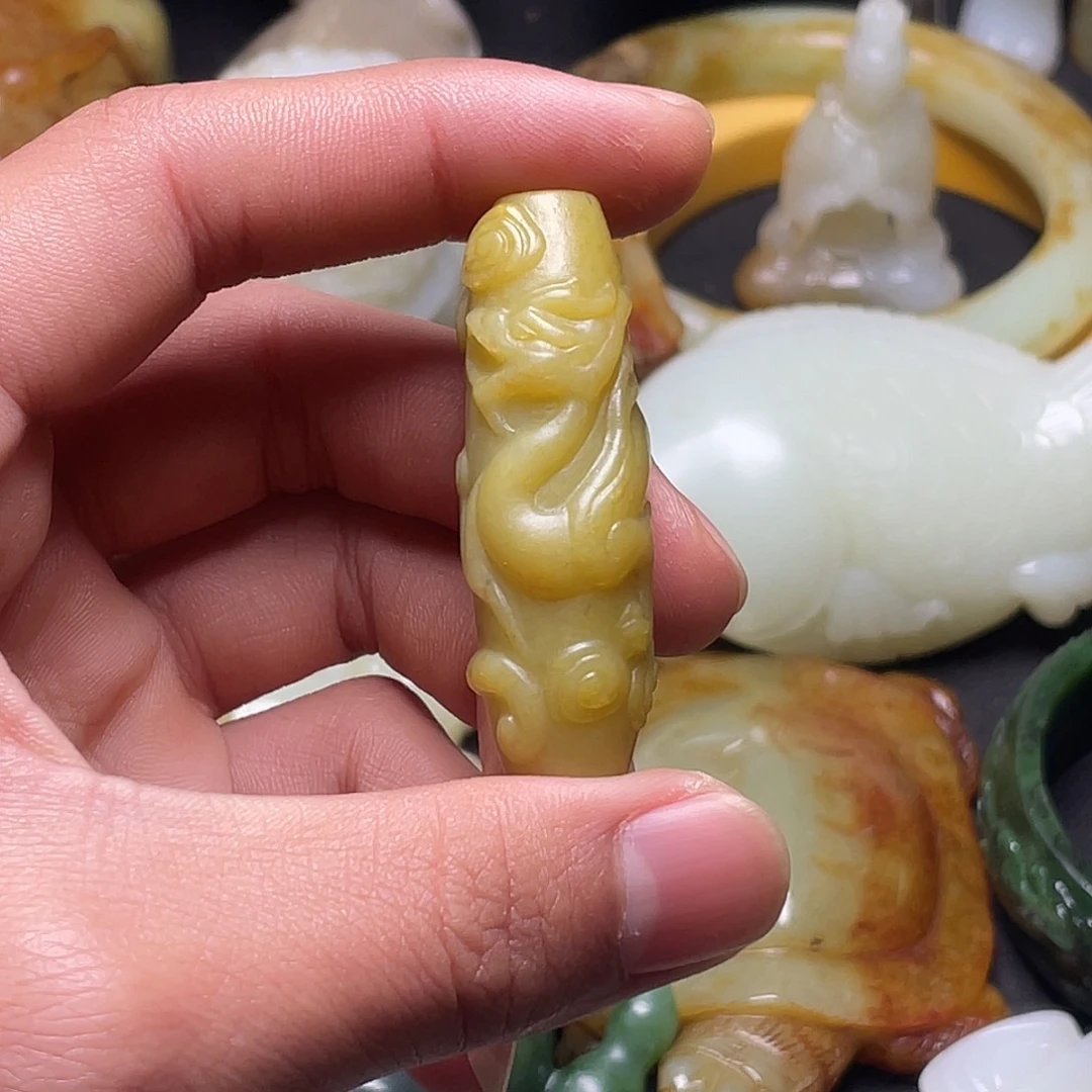 荷***9和田玉（糖玉）未镶嵌颈饰