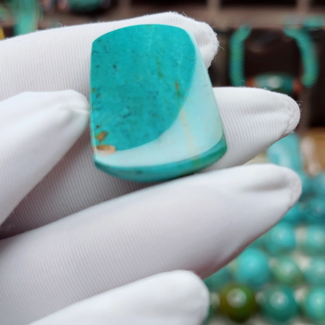 绿松石未镶嵌原矿