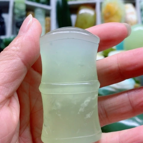 蛇纹石玉未镶嵌手把件