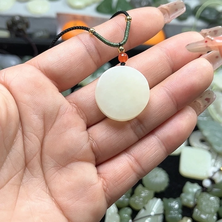 【闪购商品】和田玉颈饰未镶嵌