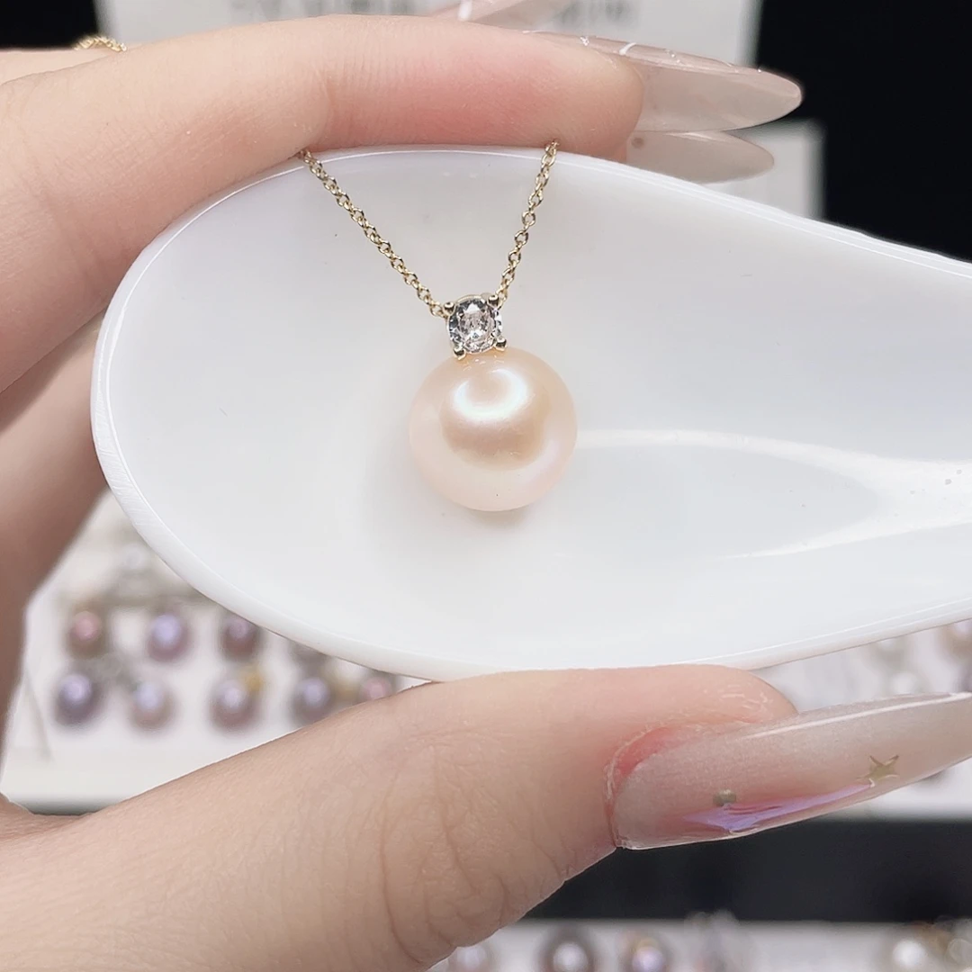淡水珍珠吊坠(赠链)合金