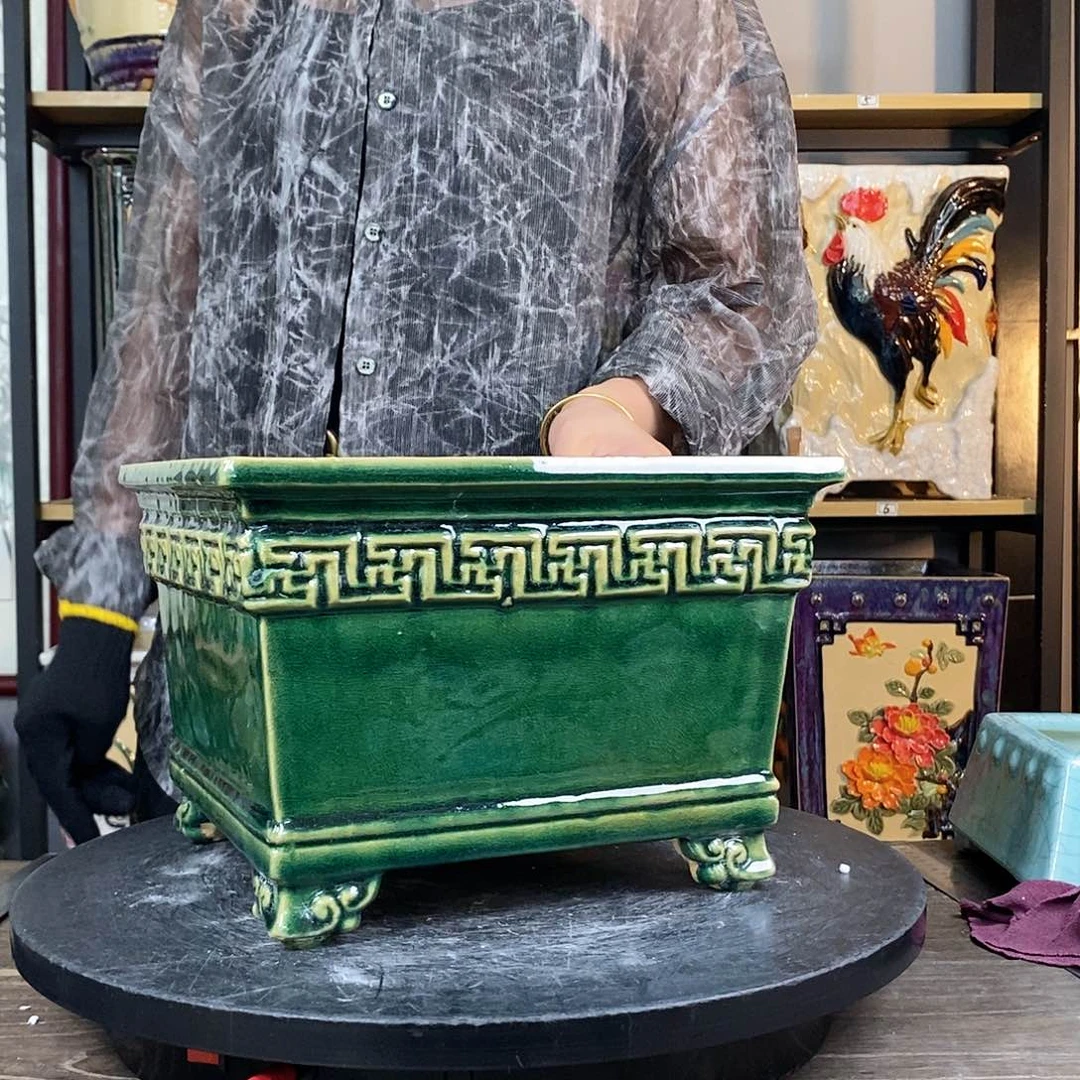 紫砂花盆雨****）3。