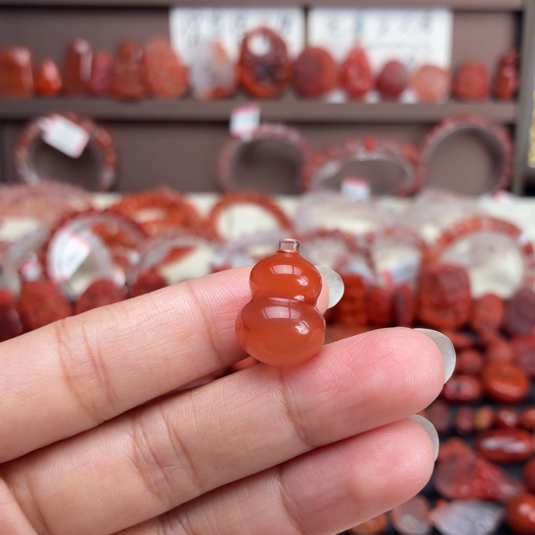 南红玛瑙未镶嵌颈饰胖葫芦