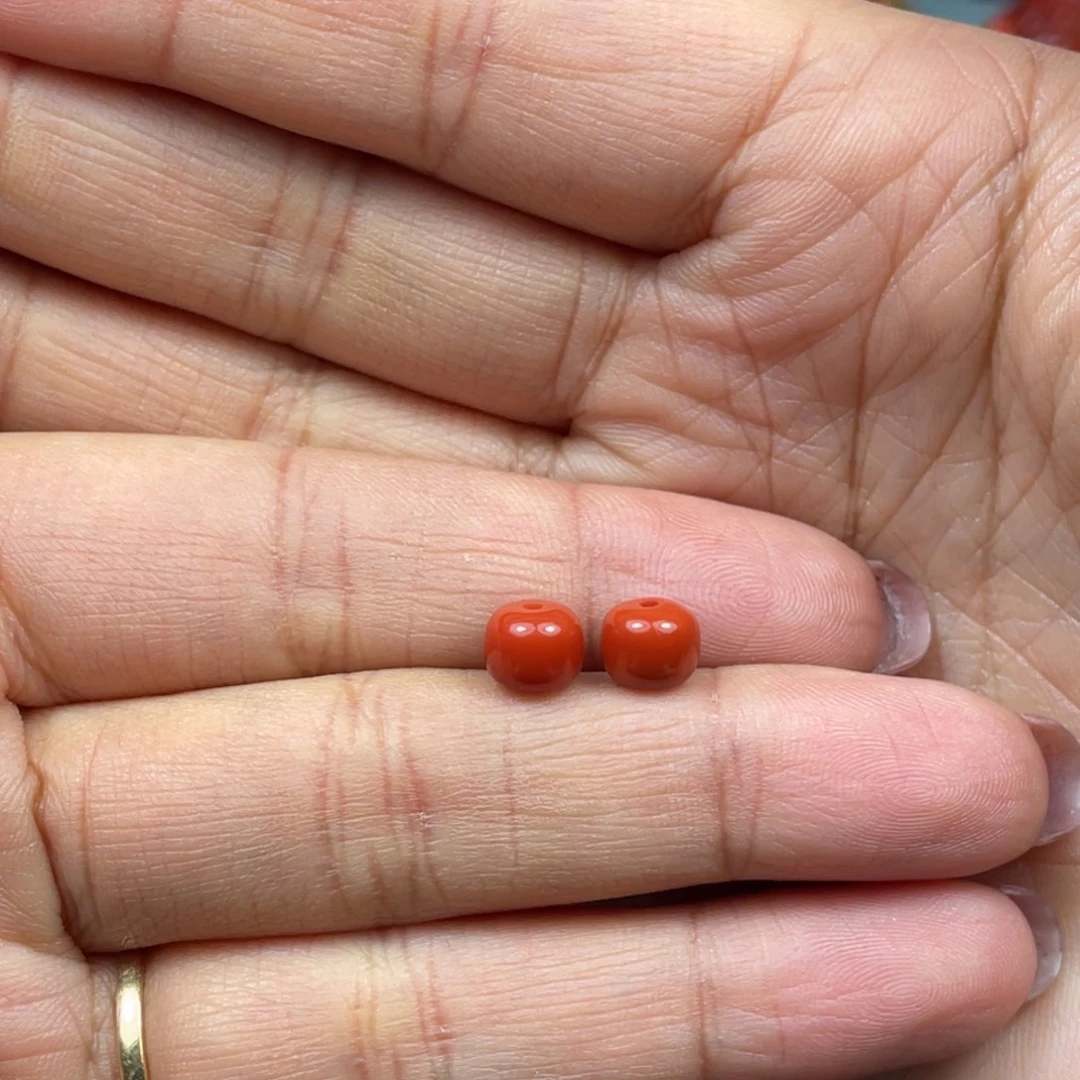魏***师南红玛瑙未镶嵌珠子