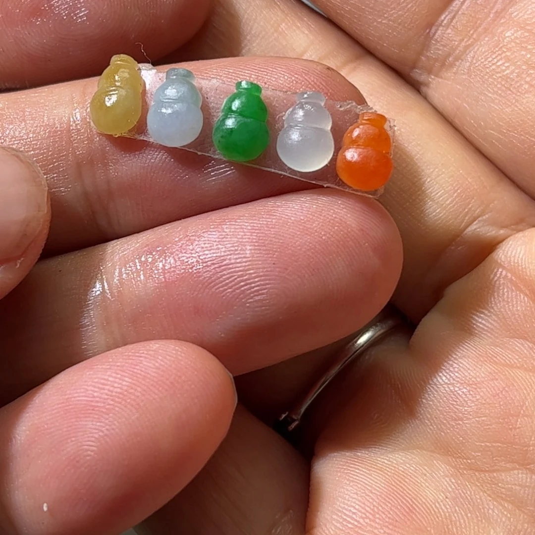 未镶嵌定制翡翠葫芦