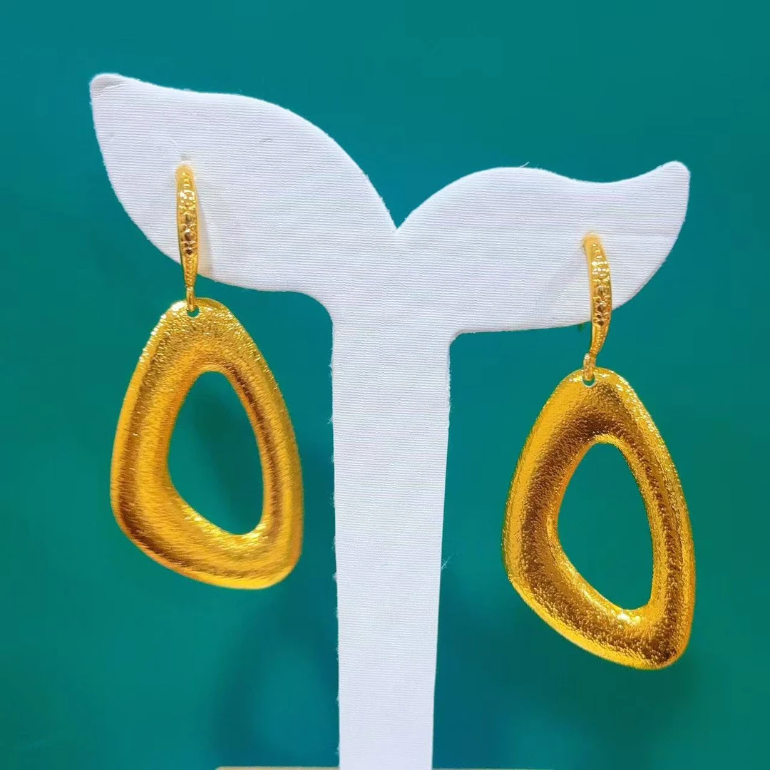 铜合金耳饰 铜合金精美可爱时尚女朋克风黄色光面耳环金色010144