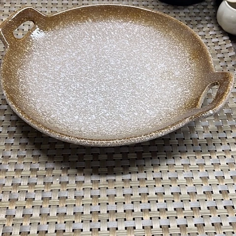 微瑕，不能明火，口径22，高度3，2个双耳