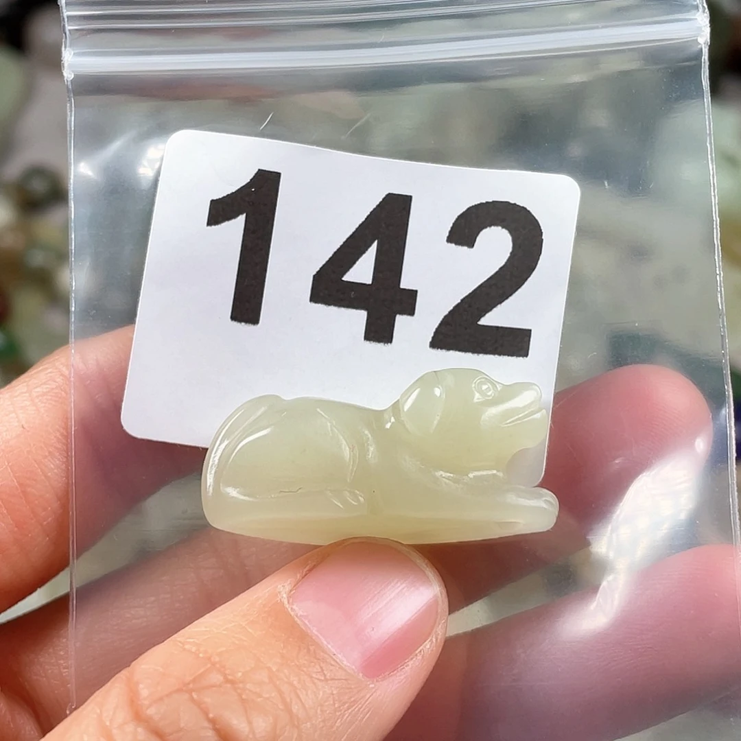 和田玉（糖玉）颈饰未镶嵌