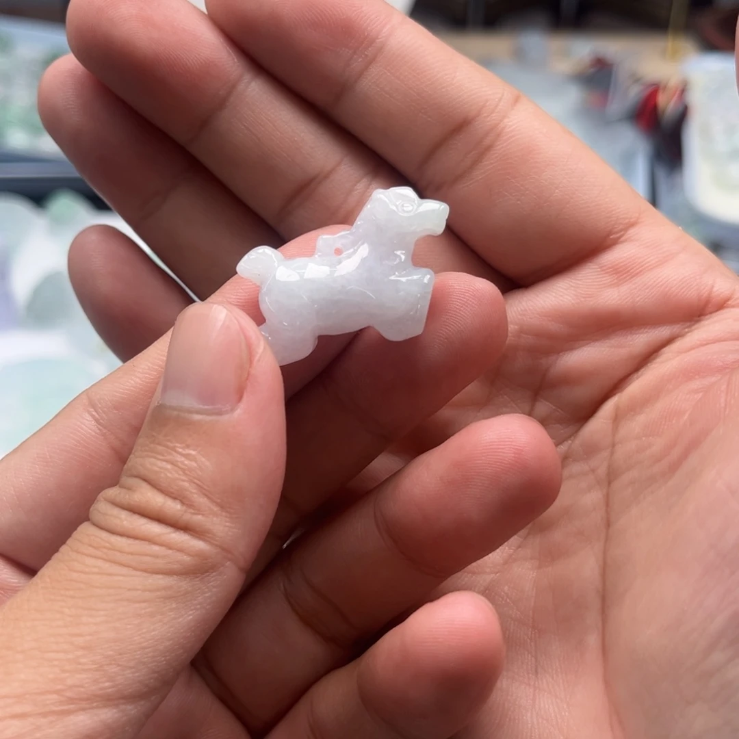 翡翠未镶嵌颈饰天然翡翠A货