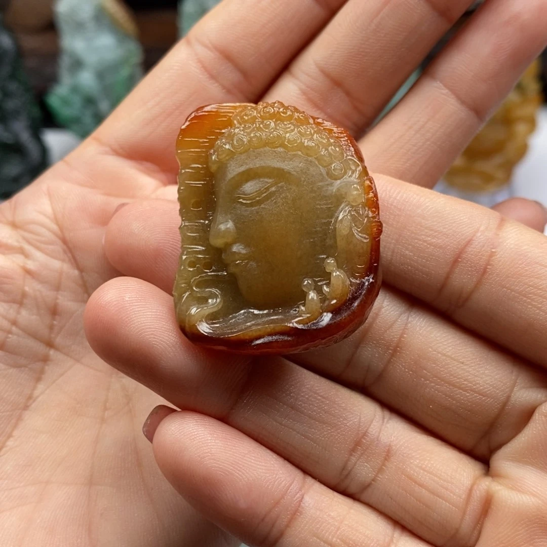 定制翡翠未镶嵌大日k