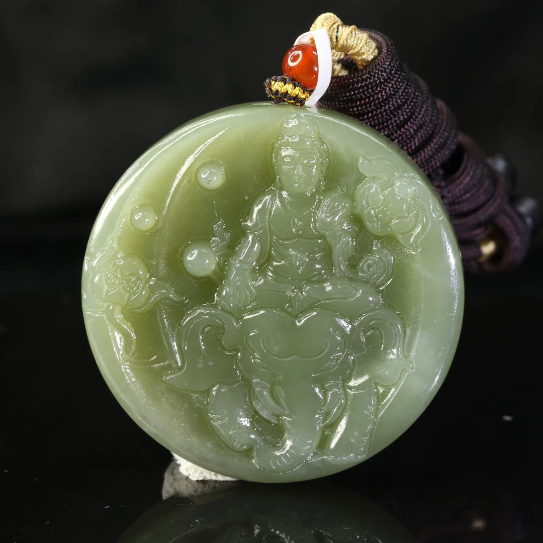 40和田玉湖水绿观音牌/700438上海嘉禾拍卖