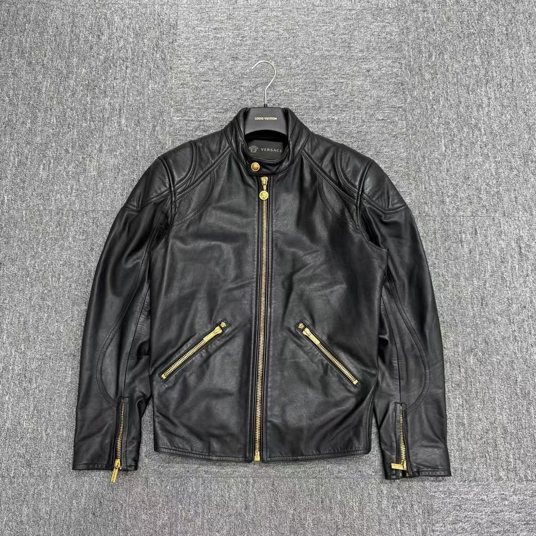99新 VERSACE/范思哲 机车皮夹克/48码/编码15869