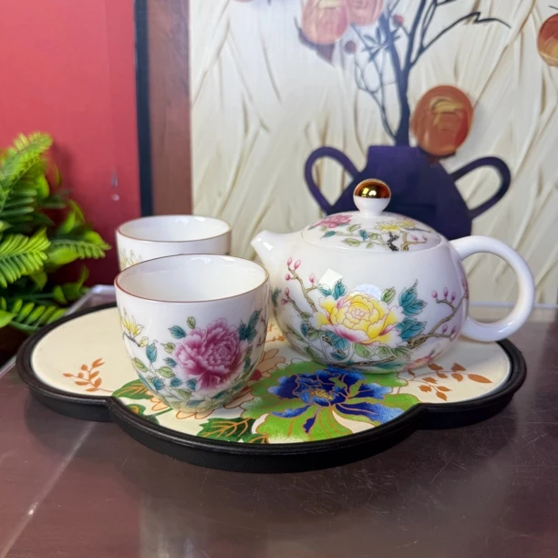 当代 白瓷-牡丹釉上彩一壶两杯+茶盘 ZHZ233