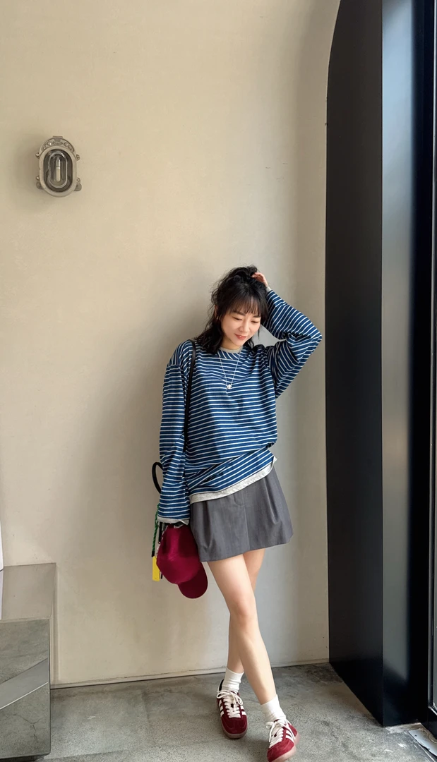 宽松时尚休闲圆领条纹长袖T恤