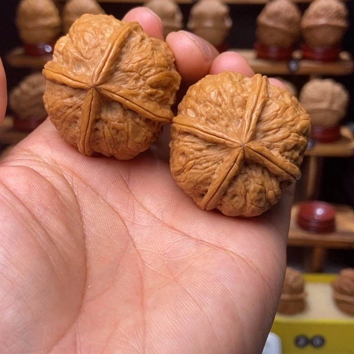 老***子文玩核桃把件玉玺四棱2