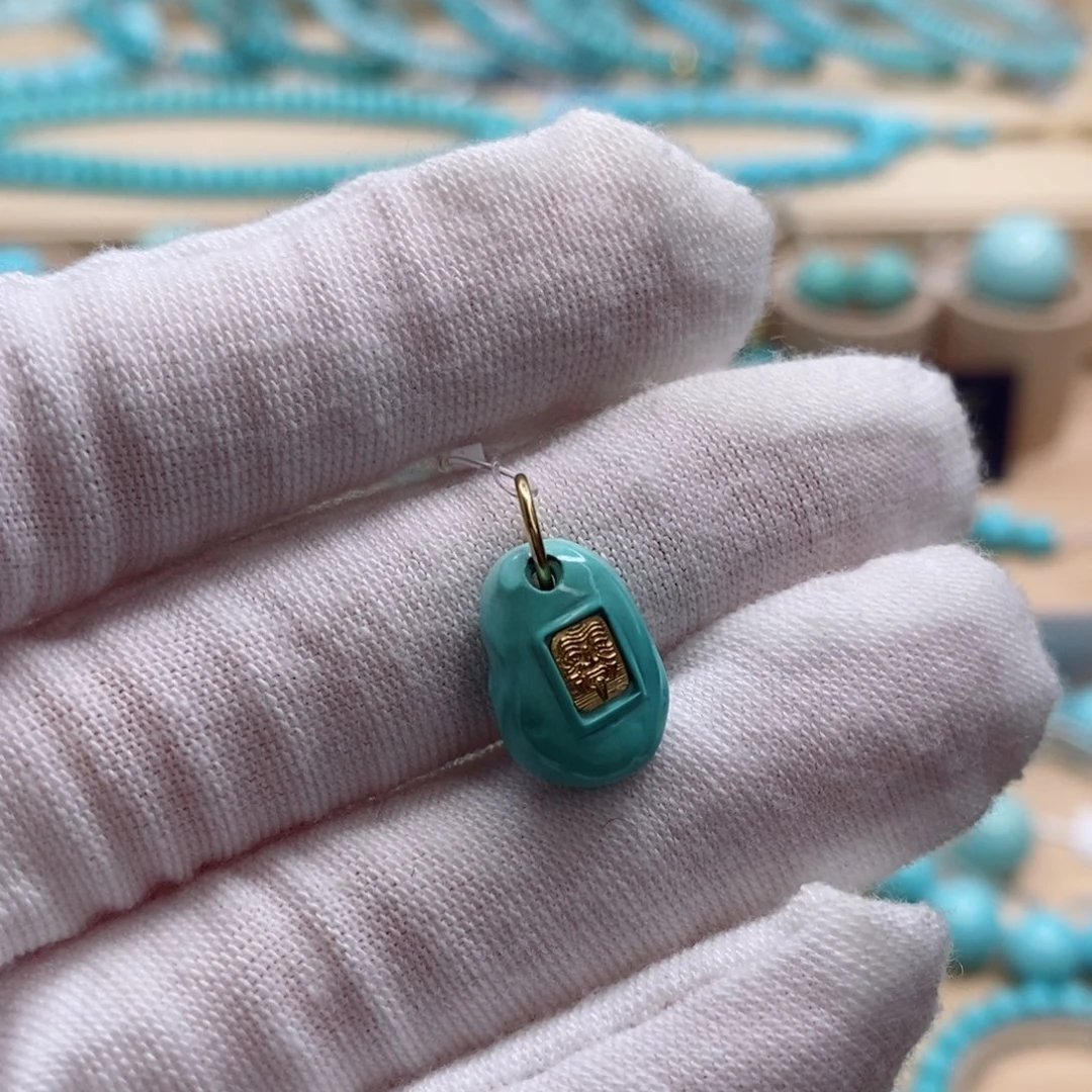 未镶嵌绿松石珠宝奇石