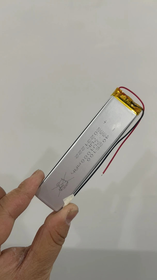 4025100-长条聚合物电池2个