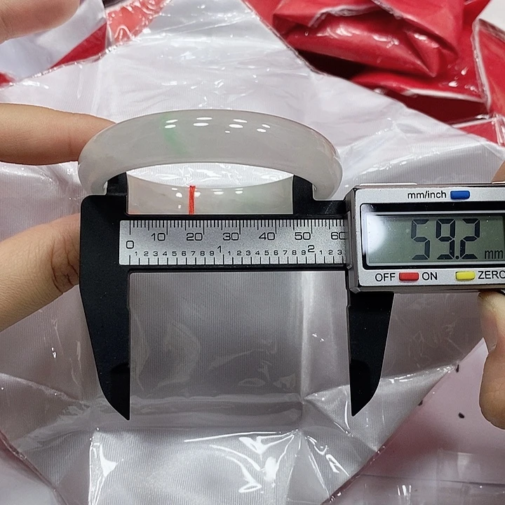 翡翠手镯未镶嵌264