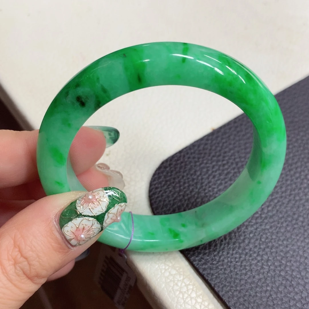 未镶嵌手镯翡翠缅甸