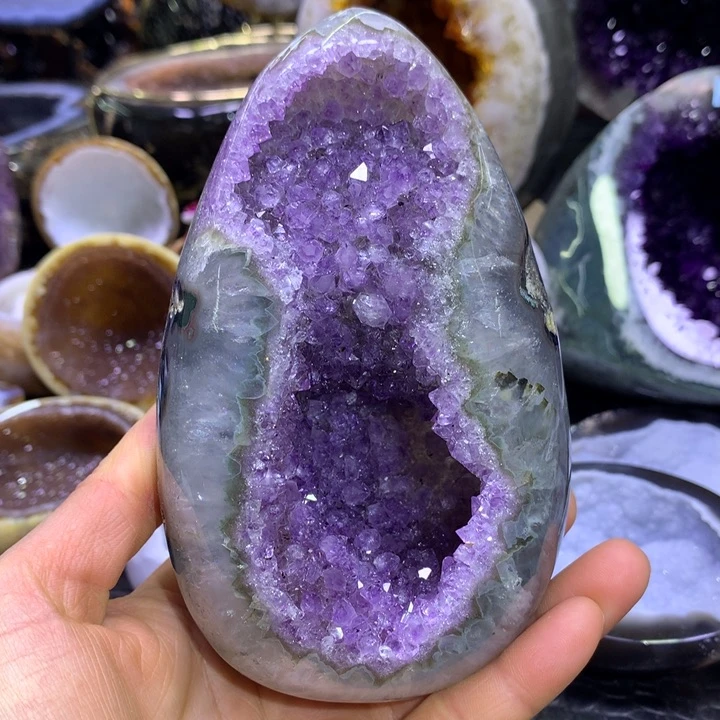 水晶宠粉紫晶蛋未镶嵌