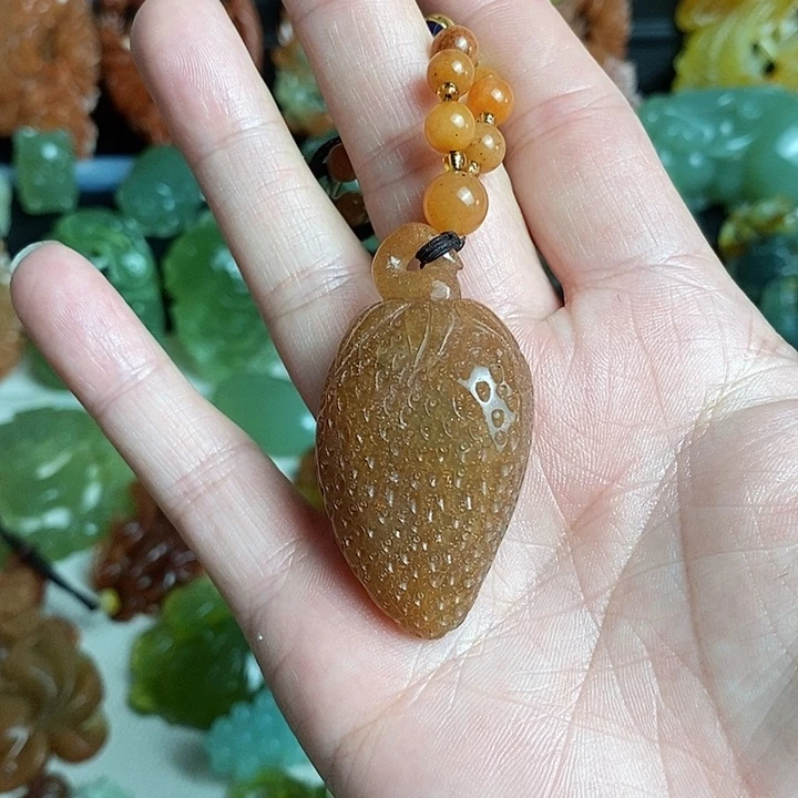 未镶嵌蛇纹石玉颈饰