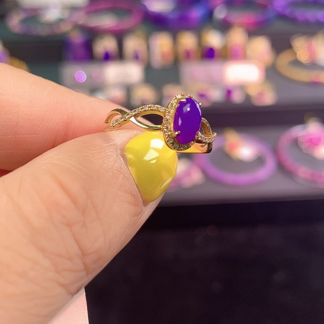 苏纪石（舒俱来）18K金镶嵌戒指